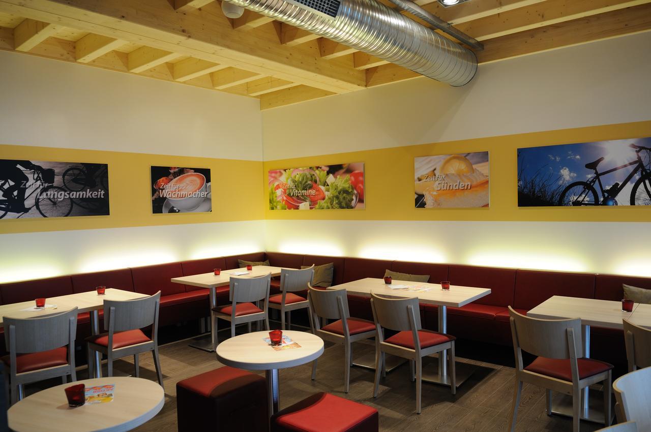 Auszeit Cafe & Hotel Oberwornitz エクステリア 写真